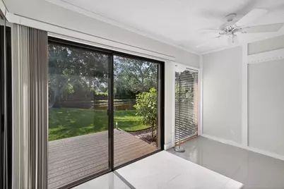6057 Brandon Street, Palm Beach Gardens, FL 33418 - Photo 14