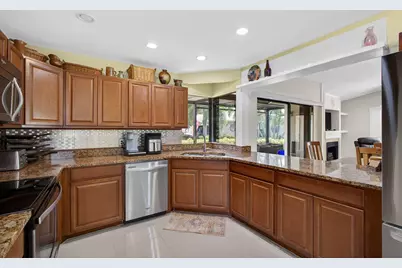 6057 Brandon Street, Palm Beach Gardens, FL 33418 - Photo 14