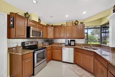 6057 Brandon Street, Palm Beach Gardens, FL 33418 - Photo 16