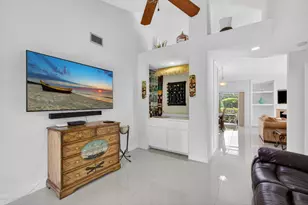 6057 Brandon St, Palm Beach Gardens, FL 33418 - Photo 12