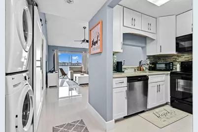 5530 Lakeside Drive #203, Margate, FL 33063 - Photo 4