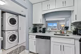 5530 Lakeside Dr, Margate, FL 33063 - Photo 8