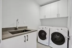 918 SE 8th St, Fort Lauderdale, FL 33316 - Photo 36