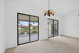 10231 N Circle Lake Dr, Boynton Beach, FL 33437 - Photo 22
