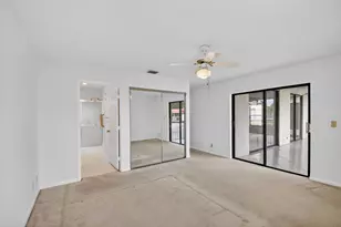 10231 N Circle Lake Dr, Boynton Beach, FL 33437 - Photo 28