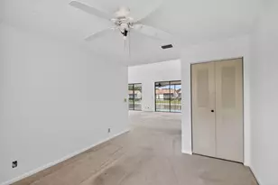10231 N Circle Lake Dr, Boynton Beach, FL 33437 - Photo 24