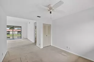 10231 N Circle Lake Dr, Boynton Beach, FL 33437 - Photo 24