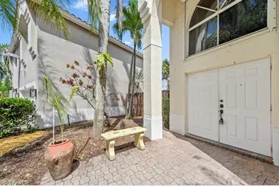 2641 Regalia Way, Cooper City, FL 33026 - Photo 2
