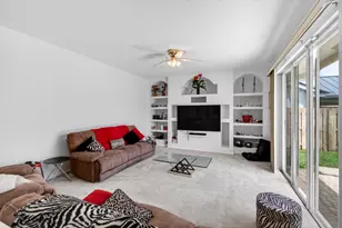 6305 Blue Bay Cir, Lake Worth, FL 33467 - Photo 40