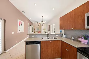 2340 Windjammer Way, West Palm Beach, FL 33411 - Photo 10