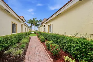 2340 Windjammer Way, West Palm Beach, FL 33411 - Photo 24