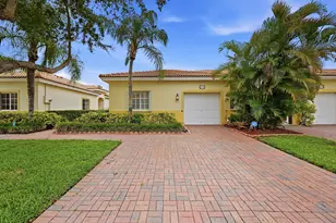 2340 Windjammer Way, West Palm Beach, FL 33411 - Photo 2