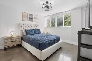 524 Orton Ave, Fort Lauderdale, FL 33304 - Photo 8