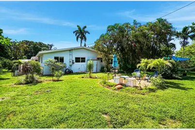 2417 NW 7th Avenue, Wilton Manors, FL 33311 - Photo 36