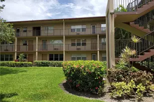 251 SW 134th Way, Pembroke Pines, FL 33027 - Photo 14