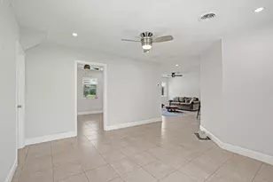 1218 SW 22nd Ave, Delray Beach, FL 33445 - Photo 10
