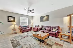 2061 SE Glen Ridge Dr, Port Saint Lucie, FL 34952 - Photo 4