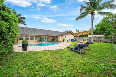 1006 SE 6th Street, Deerfield Beach, FL 33441 - Photo 32