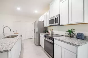 464 S Quick Circle, Port Saint Lucie, FL 34953 - Photo 6