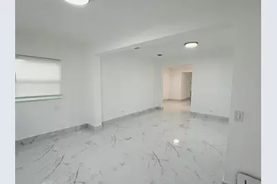 525 NW 22nd Avenue, Fort Lauderdale, FL 33311 - Photo 14