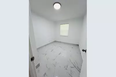525 NW 22nd Avenue, Fort Lauderdale, FL 33311 - Photo 16
