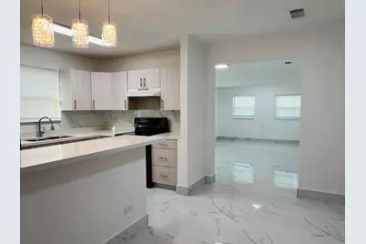 525 NW 22nd Avenue, Fort Lauderdale, FL 33311 - Photo 8