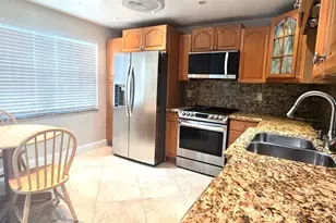 2402 Antigua Cir, Coconut Creek, FL 33066 - Photo 6