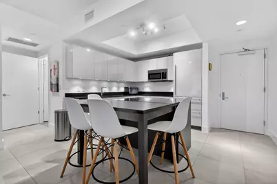 1010 Brickell Avenue #1607, Miami, FL 33131 - Photo 10