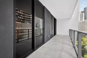 1010 Brickell Ave, Miami, FL 33131 - Photo 32