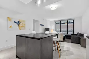 1010 Brickell Ave, Miami, FL 33131 - Photo 8
