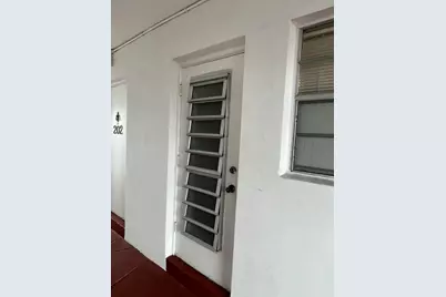1321 NW 43rd Avenue #202, Lauderhill, FL 33313 - Photo 2