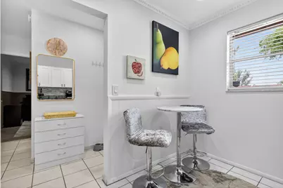 102 Lake Anne Drive, West Palm Beach, FL 33411 - Photo 4
