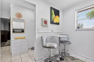 102 Lake Anne Dr, West Palm Beach, FL 33411 - Photo 4