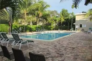 140 NW 70th St, Boca Raton, FL 33487 - Photo 12