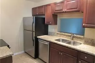 140 NW 70th St, Boca Raton, FL 33487 - Photo 2