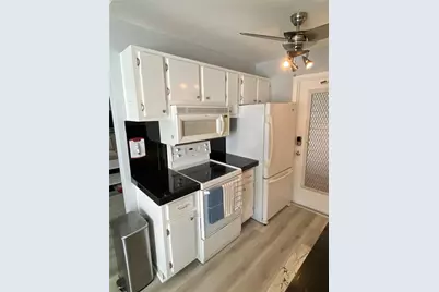 224 Hibiscus Avenue #253, Lauderdale by the Sea, FL 33308 - Photo 10