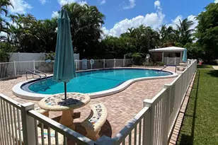224 Hibiscus Ave, Lauderdale by the Sea, FL 33308 - Photo 24