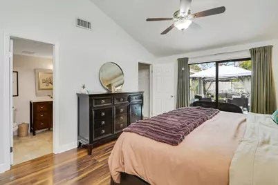 5469 Eagle Lake Drive, Palm Beach Gardens, FL 33418 - Photo 32