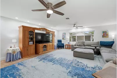 904 W Cypress Lane #V-46, Pompano Beach, FL 33069 - Photo 14