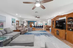 904 W Cypress Ln, Pompano Beach, FL 33069 - Photo 16