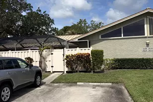 5654 Golden Eagle Cir, Palm Beach Gardens, FL 33418 - Photo 1