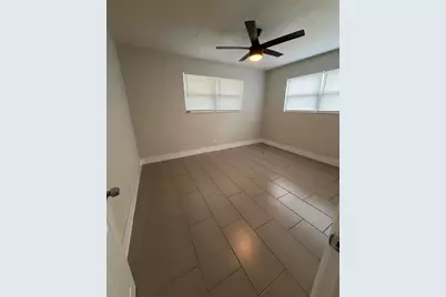 110 SW 7th Avenue #2, Dania Beach, FL 33004 - Photo 4
