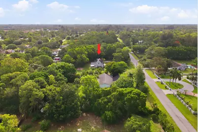16317 Glasgow Drive E, The Acreage, FL 33470 - Photo 50