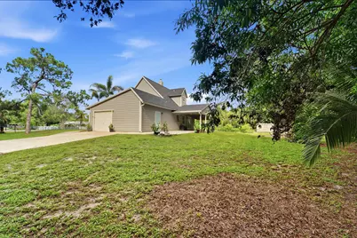 16317 Glasgow Drive E, The Acreage, FL 33470 - Photo 40
