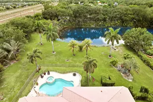 5835 Lago Del Sol Dr, Lake Worth, FL 33449 - Photo 4