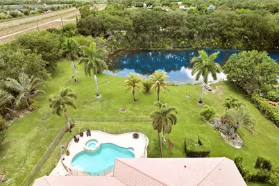 5835 Lago Del Sol Drive, Lake Worth, FL 33449 - Photo 4