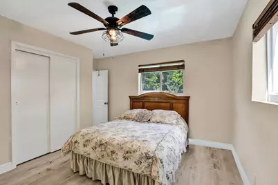 1240 SW 4th Avenue, Pompano Beach, FL 33060 - Photo 14