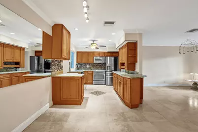 1240 SW 4th Avenue, Pompano Beach, FL 33060 - Photo 34