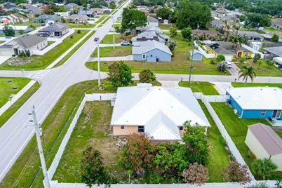 1692 SW Lofgren Avenue, Port Saint Lucie, FL 34953 - Photo 54