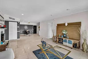 6361 N Falls Cir Dr, Lauderhill, FL 33319 - Photo 10